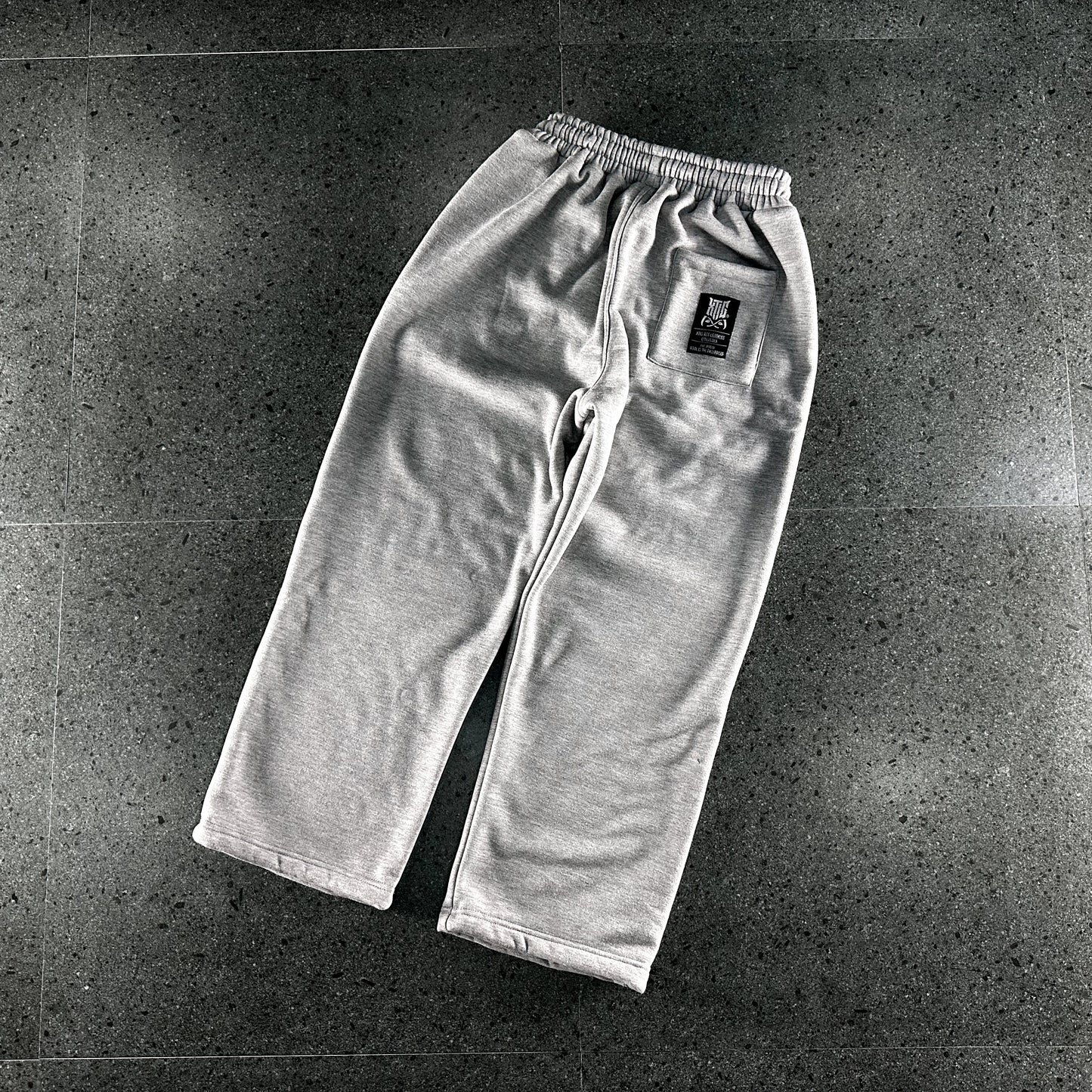 XTIG ORIGINALS - "SKULLFEAR | WIDE SWEATPANTS" - COLOR ASH GRAY | Unisex | Men | Women