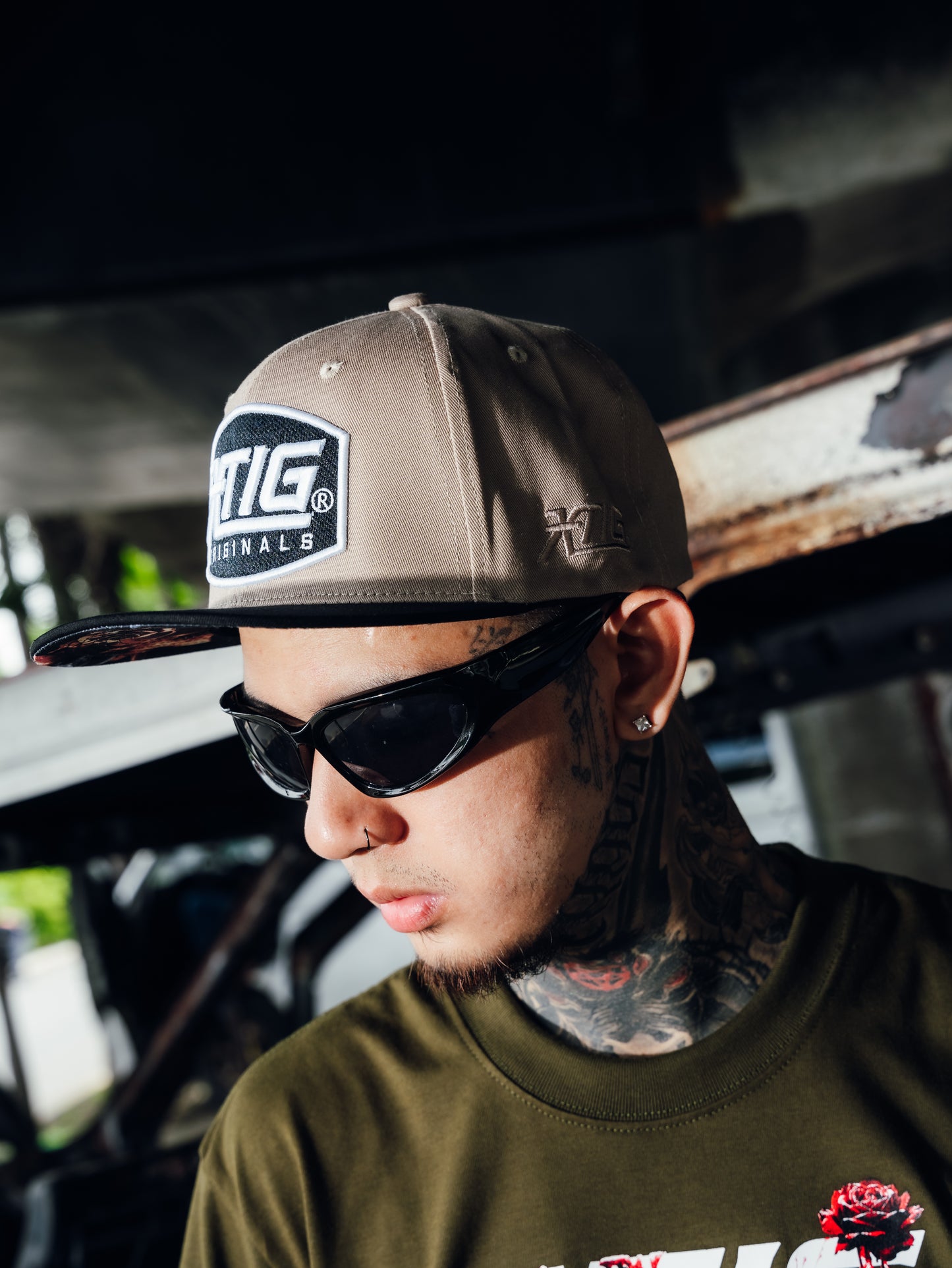 XTIG® ORIGINALS - "GRAVEMARK" (KHAKI/BLACK) SNAPBACK CAP
