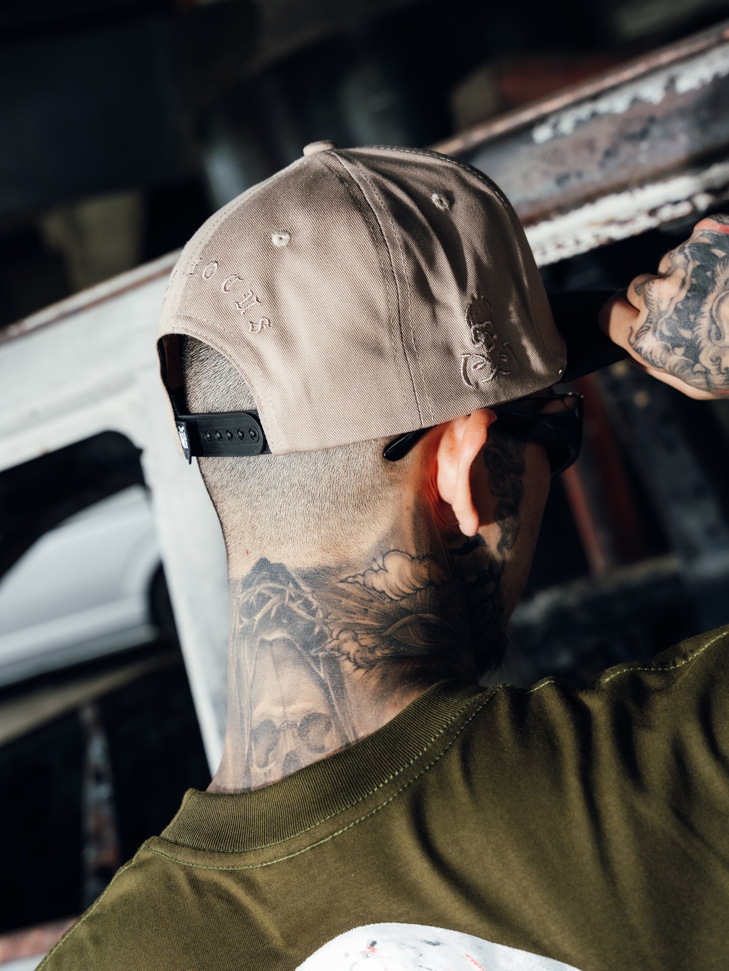 XTIG® ORIGINALS - "GRAVEMARK" (KHAKI/BLACK) SNAPBACK CAP