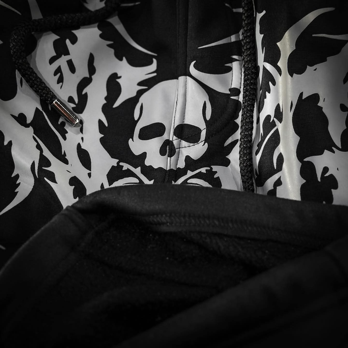 XTIG ORIGINALS - "WRATH | WIDE SWEATPANTS" - COLOR BLACK | Unisex | Men | Women