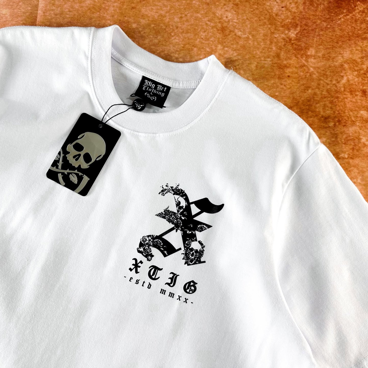 UMBRAX | TEE