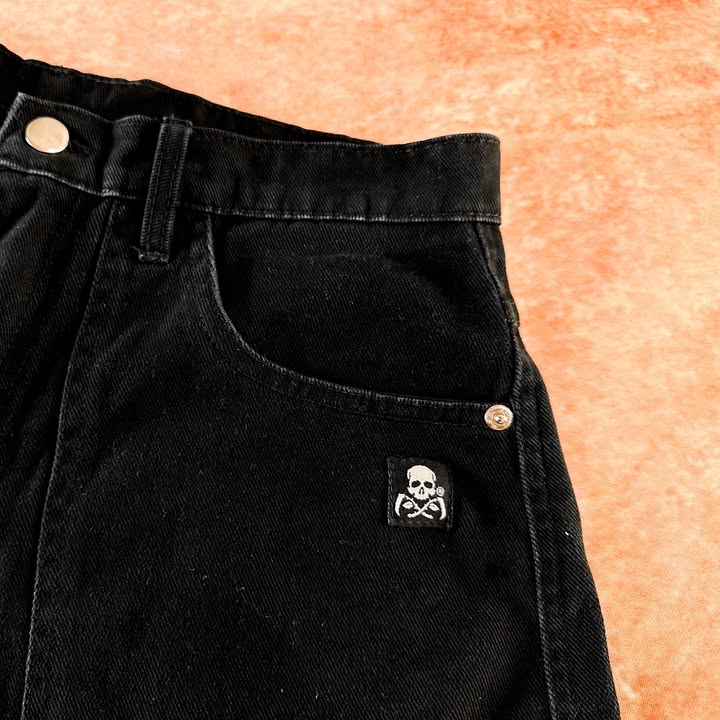 NOIR | WIDE CARGO SHORT | STONE WASH BLACK