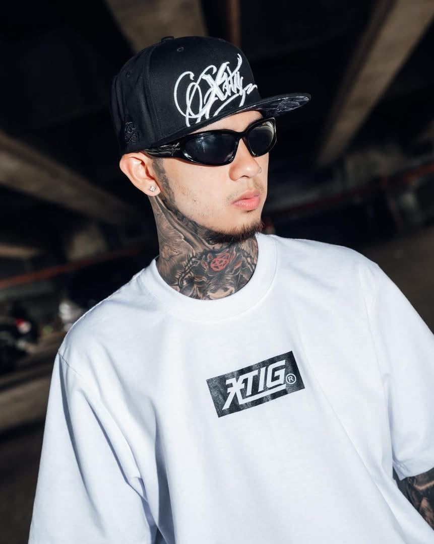 XTIG® ORIGINALS  - "THORNSCRIPT" (BLACK/BLACK) SNAPBACK CAP